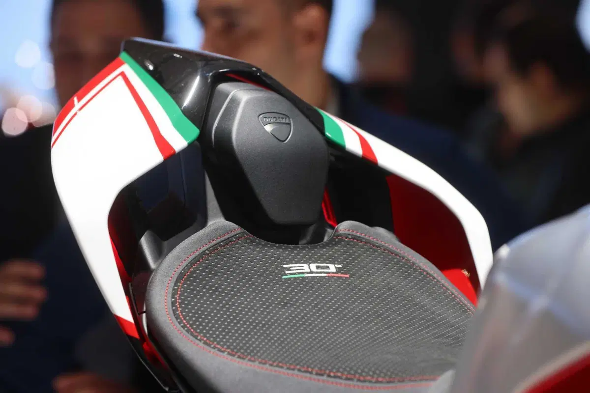 Ducati Panigale V4 SP2 30° Anniversario 916 sold out in soli 4 giorni (3)