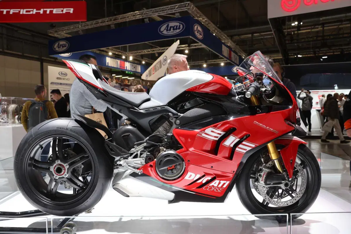 Ducati Panigale V4 SP2 30° Anniversario 916 sold out in soli 4 giorni (4)