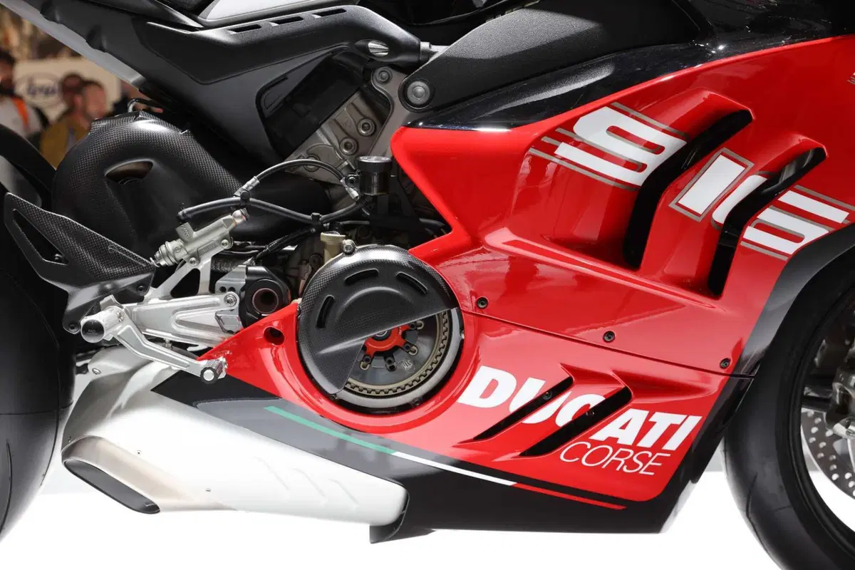 Ducati Panigale V4 SP2 30° Anniversario 916 sold out in soli 4 giorni (5)