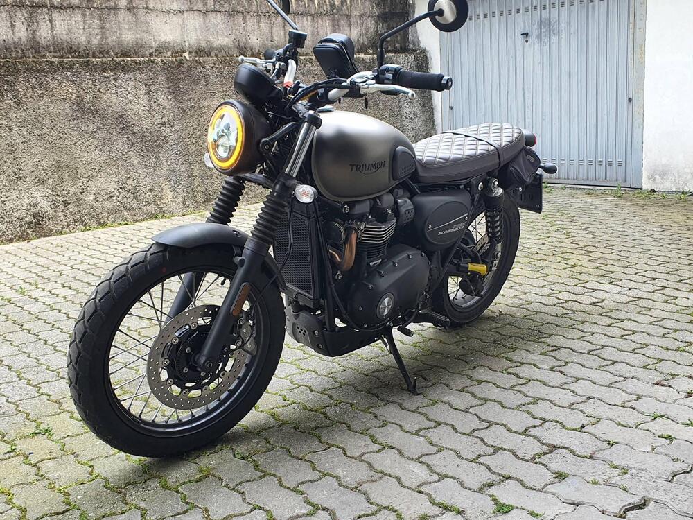 Triumph Street Scrambler 900 (2021 - 22) (2)