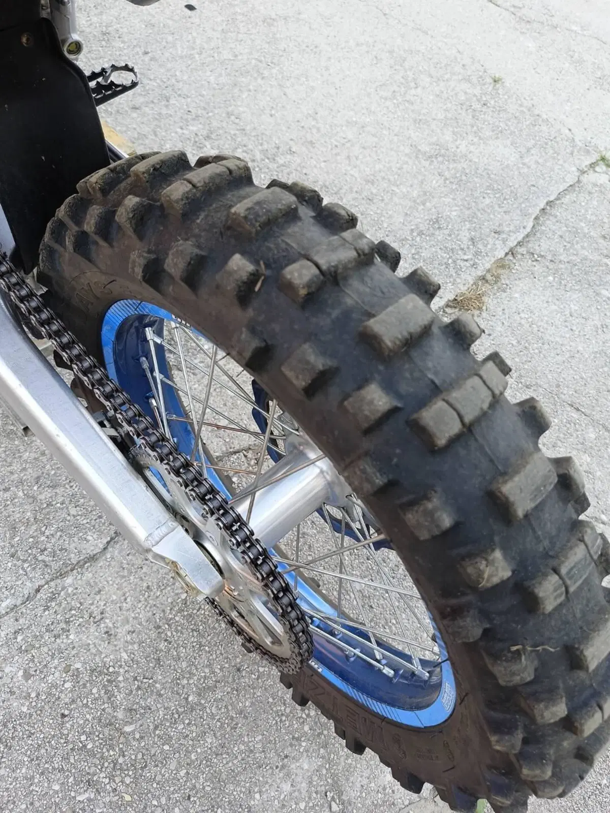 Tm Moto EN 300 Fi ES 2T (2022) (2)