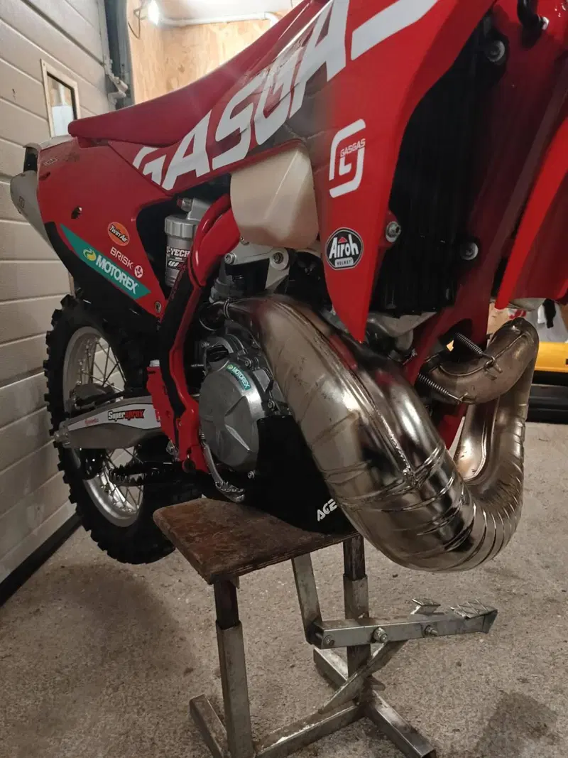GASGAS EC 300 Tpi (2023) (2)