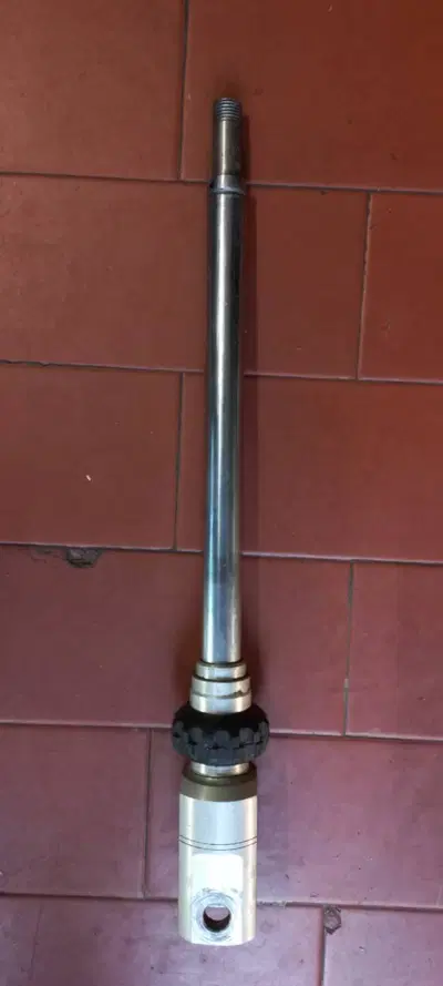 Piedino con stelo Ohlins 46 per Honda Cr dal 1992 &Ouml;hlins