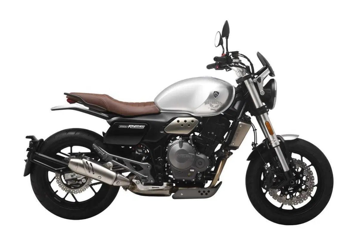 Zonsen: le novità Cyclone presentate ad EICMA 2023 (16)