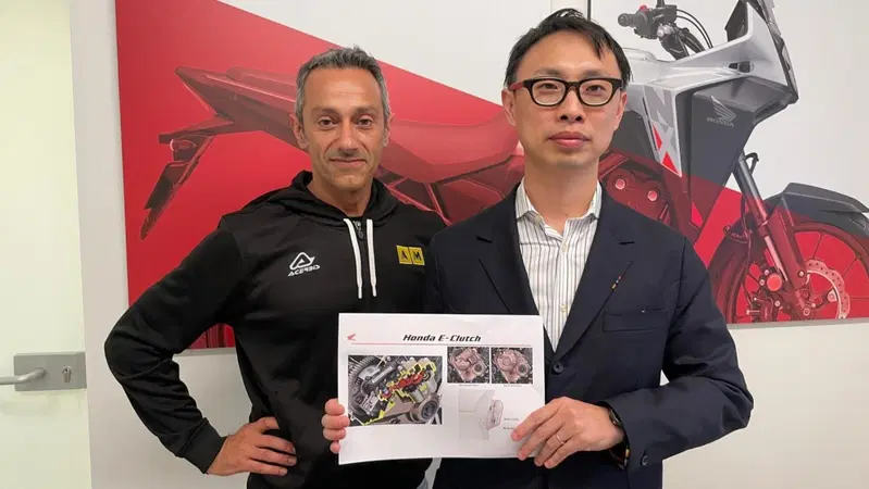 Honda E-Clutch: &egrave; una rivoluzione? "S&igrave;"