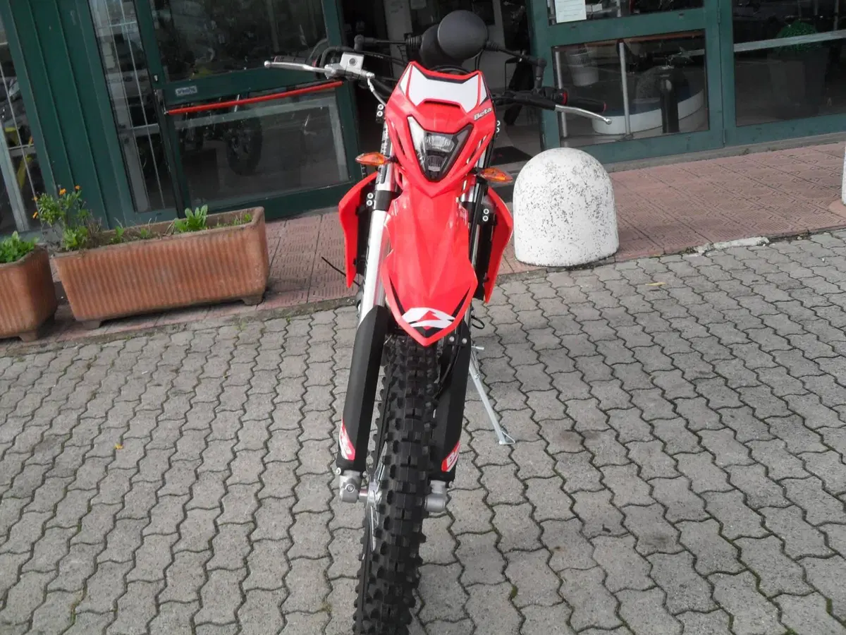 Betamotor RR 125 4T Enduro T (2023 - 24) (2)