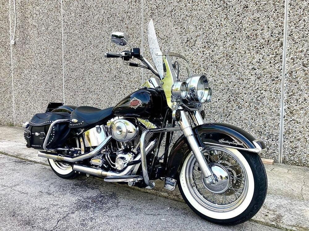 Harley-Davidson 1450 Heritage Classic (1999 - 02) - FLSTC (2)