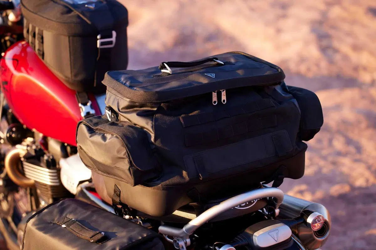Triumph svela le nuove Scrambler 1200 XE e 1200 X 2024 (4)