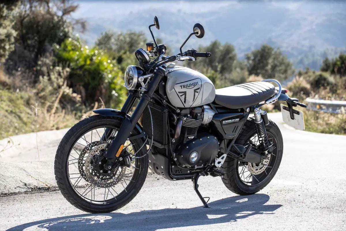 Triumph Scrambler 1200 XE e 1200 X TEST: quale scegliere? (8)