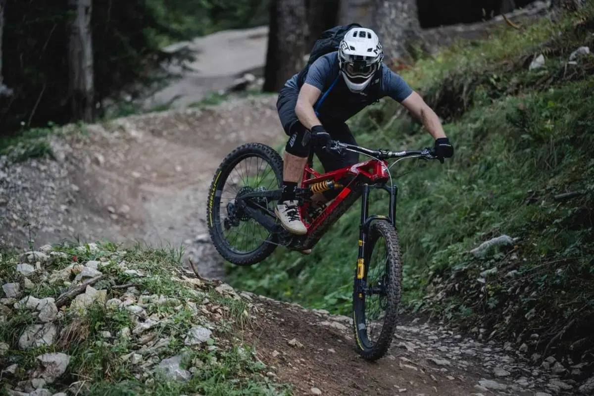 Ducati Power Stage RR, e-mtb in carbonio pronto gara [VIDEO]
