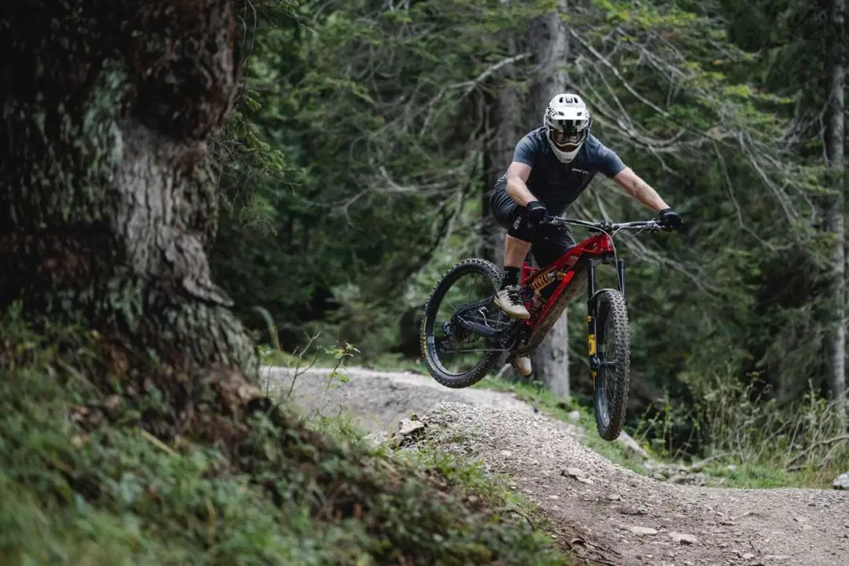 Ducati Power Stage RR, e-mtb in carbonio pronto gara [VIDEO] (6)