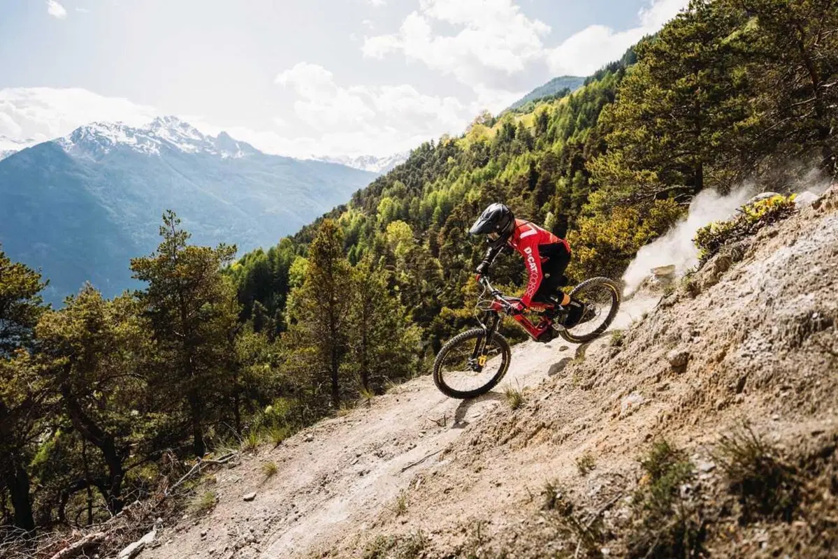 Ducati Power Stage RR, e-mtb in carbonio pronto gara [VIDEO] (45)