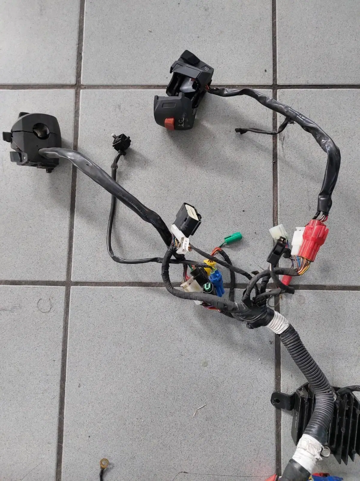 CABLAGGIO IMPIANTO ELETTRICO KTM DUKE 125 2015 (5)