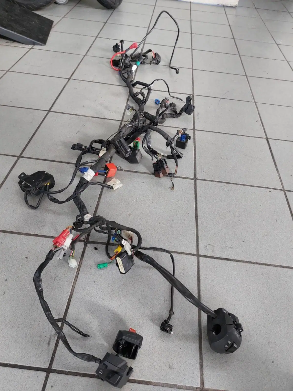 CABLAGGIO IMPIANTO ELETTRICO KTM DUKE 125 2015 (8)