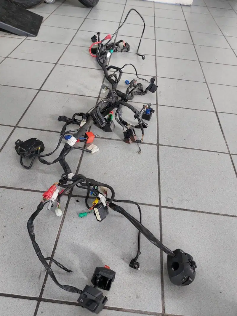 CABLAGGIO IMPIANTO ELETTRICO KTM DUKE 125 2015 (8)
