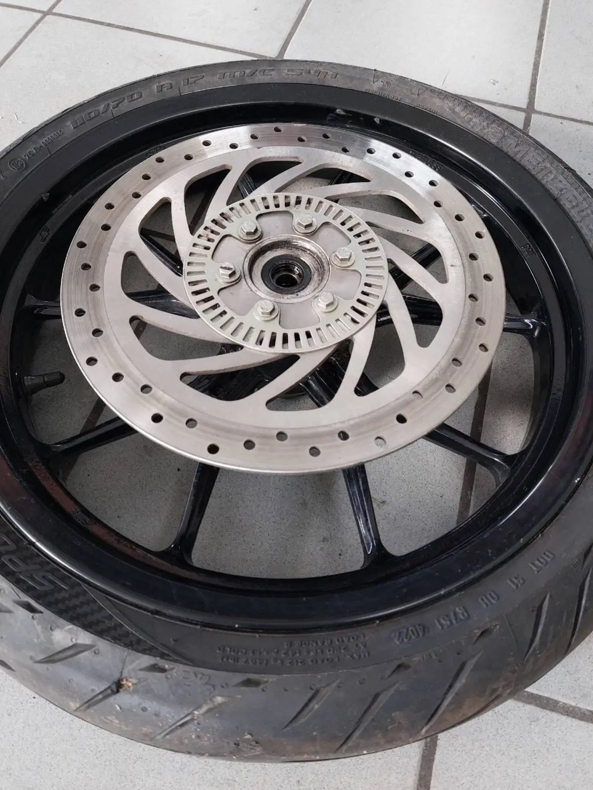 DISCHI ANTERIORI E POSTERIORI KTM DUKE 125 2015 (11)