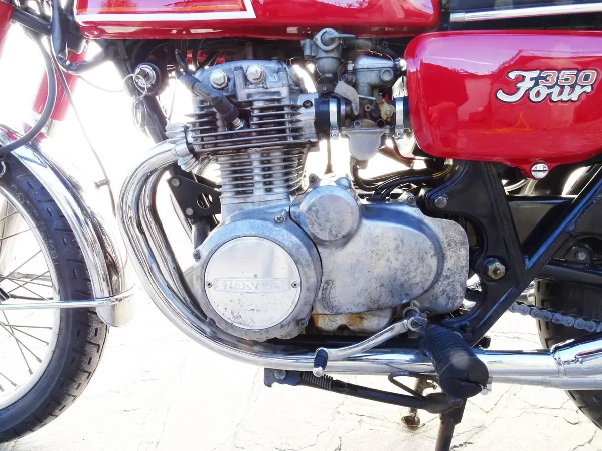Honda HONDA CB 350 Four ANNO 1975 (8)