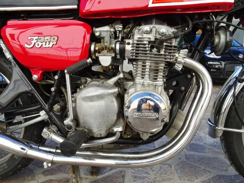 Honda HONDA CB 350 Four ANNO 1975 (17)
