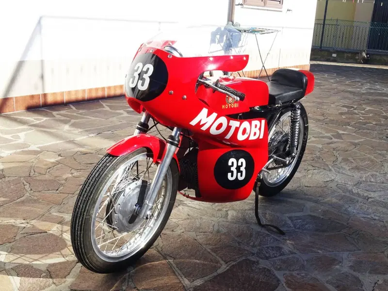 Motobi BENELLI MOTOBI 125 DERIVATA CLASSICA (2)