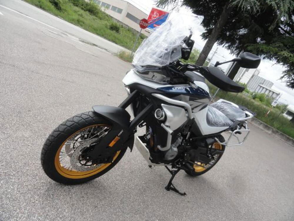 CFMOTO 800MT Explorer (2023 - 24) (4)