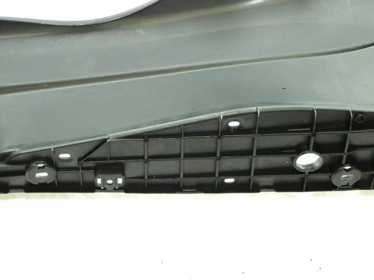 Carenatura poggiapiedi sx Yamaha Majesty 400 (8)