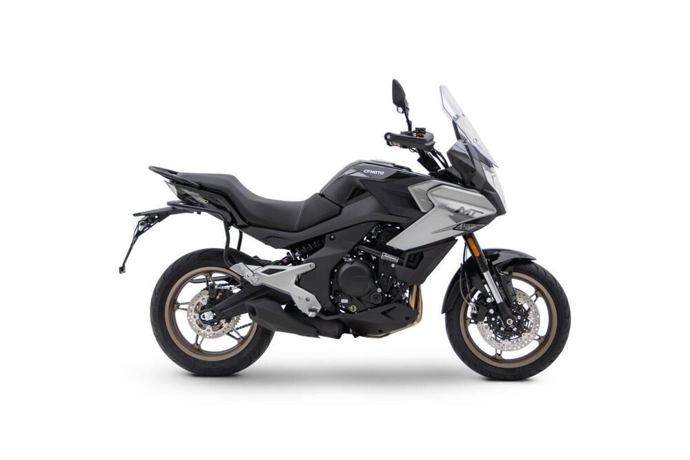 CFMOTO 700MT (2024 - 25) (3)