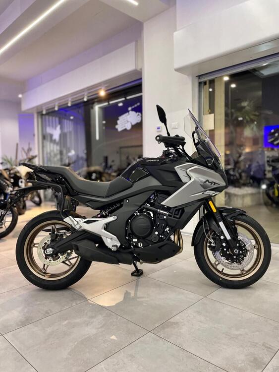 CFMOTO 700MT (2024) (3)