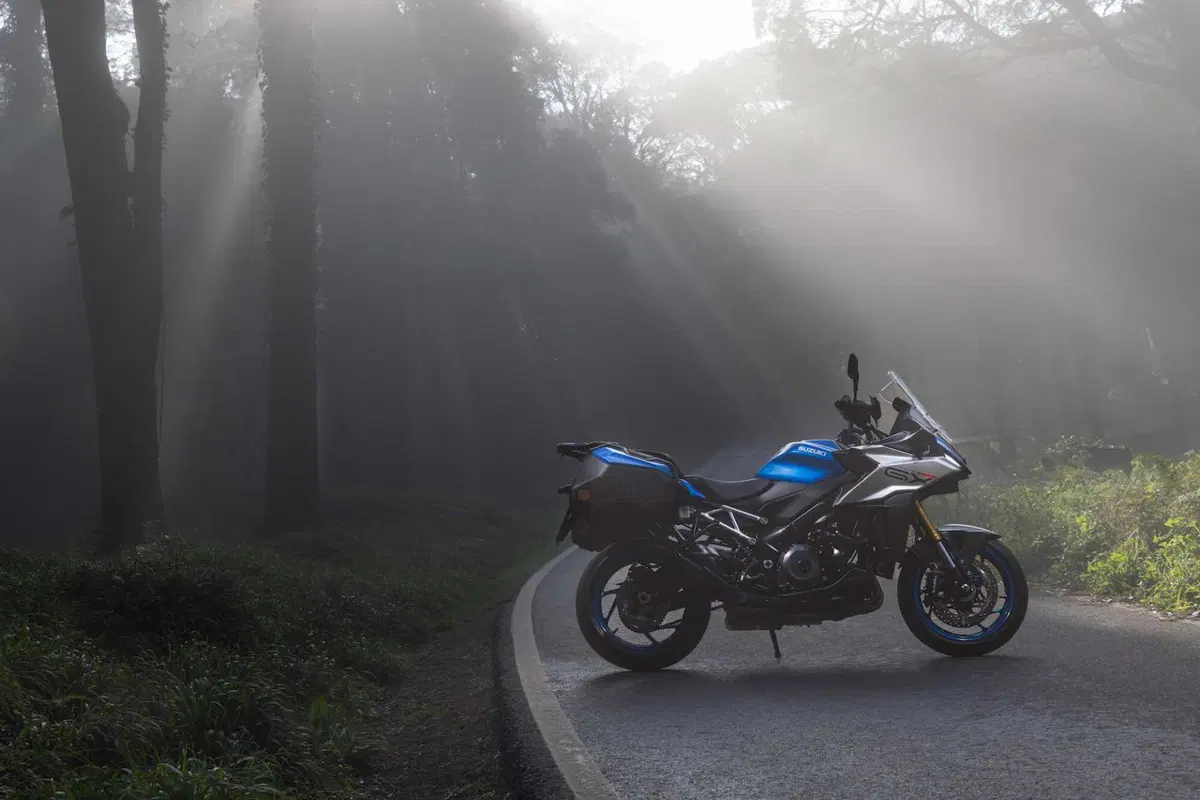 Suzuki GSX-S1000GX (17)