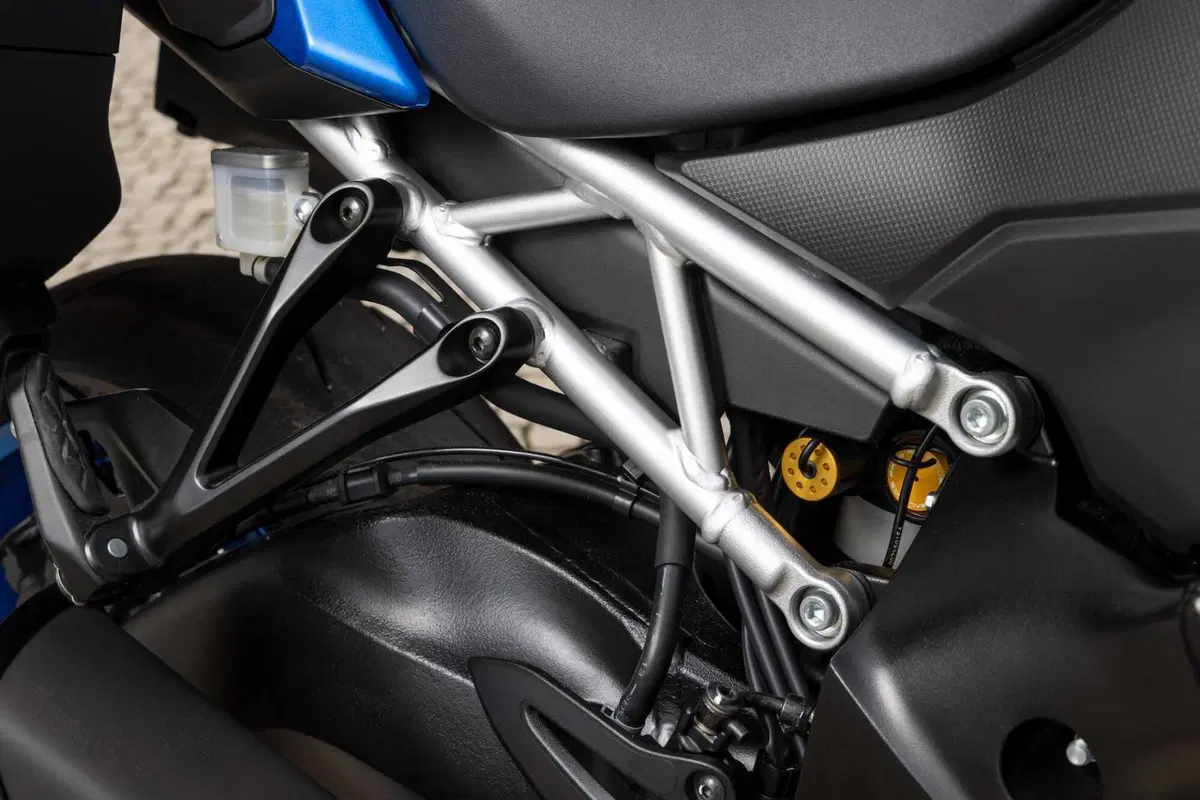 Suzuki GSX-S1000GX (23)