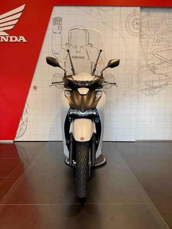 Honda SH 125i Sport (2022 - 24) (3)