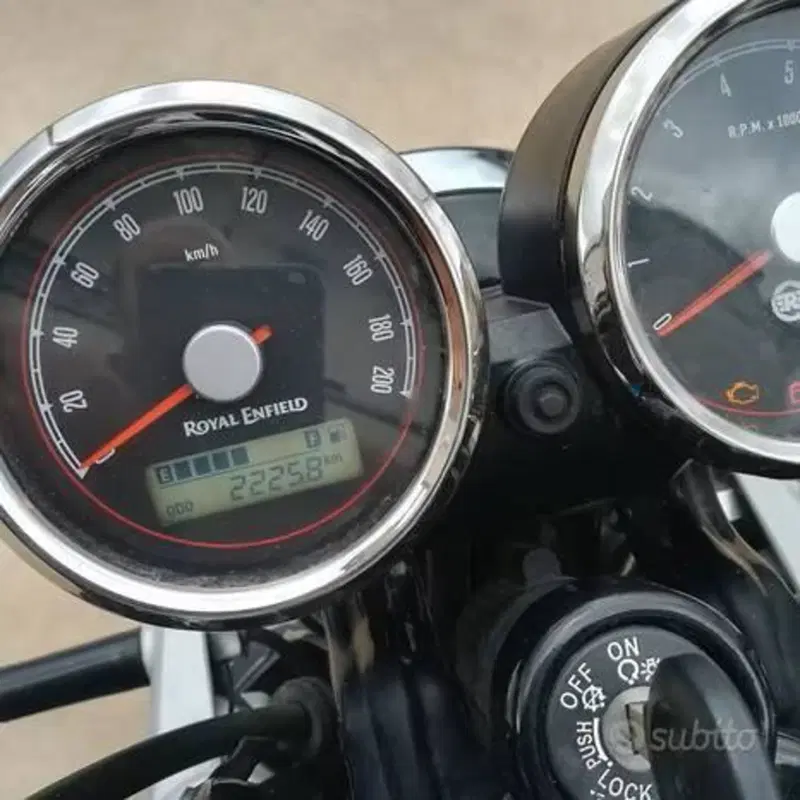 Royal Enfield Interceptor 650 (2021 - 26) (5)