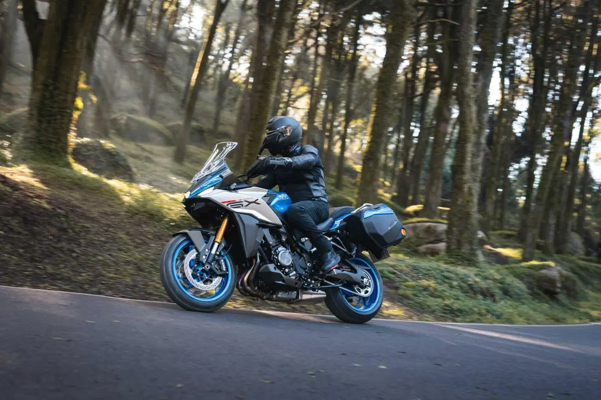 Suzuki GSX-S1000GX (31)
