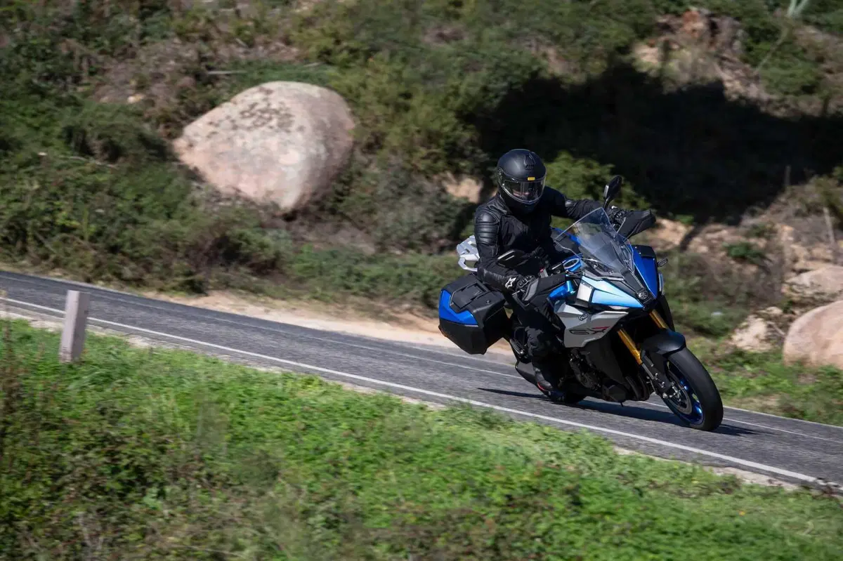 Suzuki GSX-S1000GX (33)