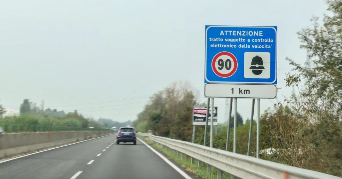 A Settimo Torinese l'autovelox che non perdona: 1 milione di euro di multe in un solo mese. Cittadini in protesta