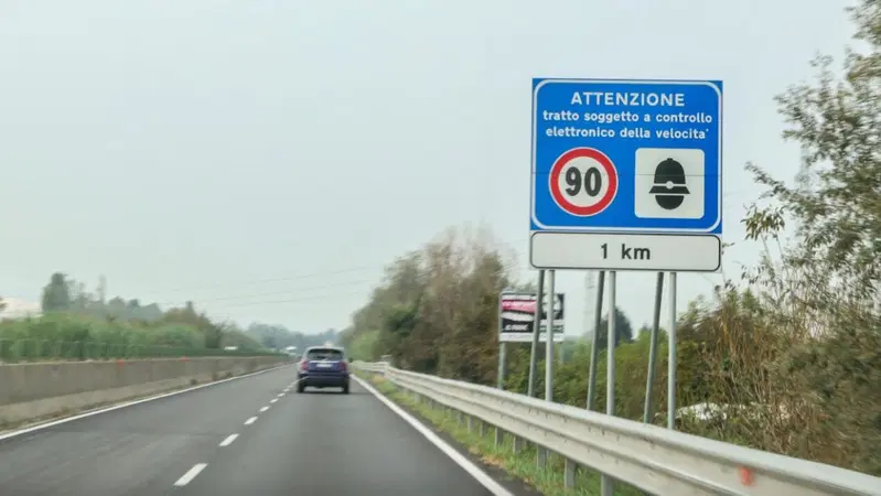 A Settimo Torinese l'autovelox che non perdona: 1 milione di euro di multe in un solo mese. Cittadini in protesta