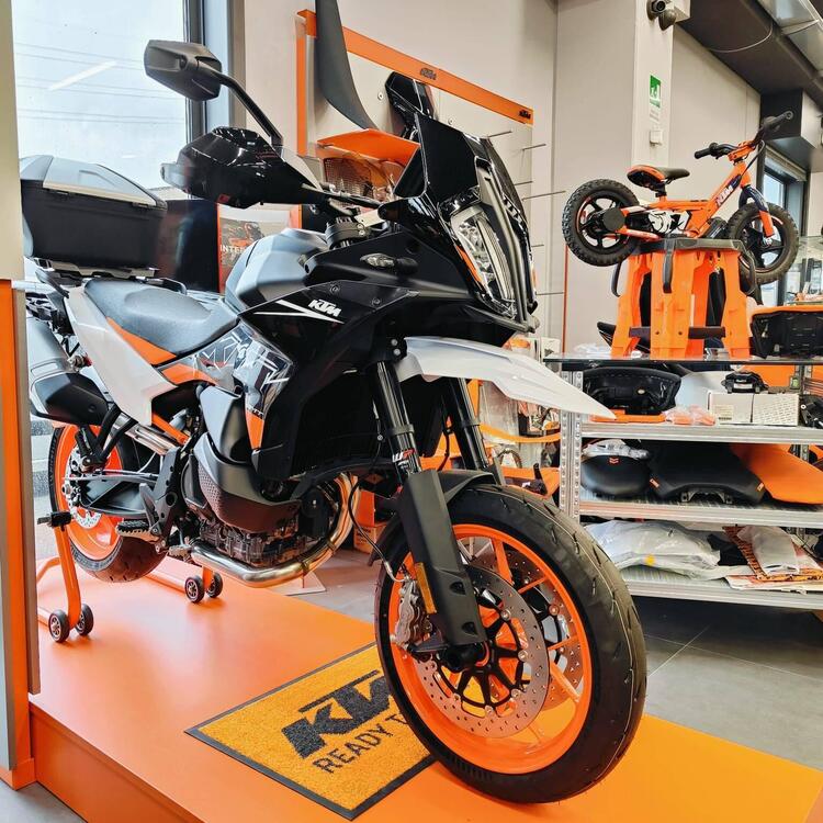 KTM 890 SMT (2023 - 24) (3)