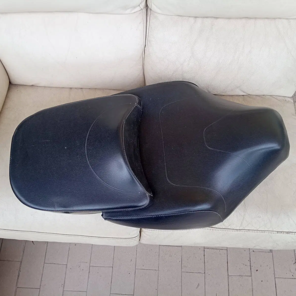 Sella Aprilia Scarabeo 125/150 GT (2)