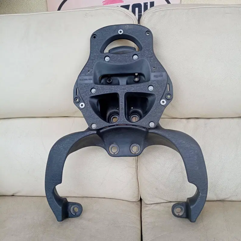 Portapacchi per Aprilia Scarabeo 125/150GT
