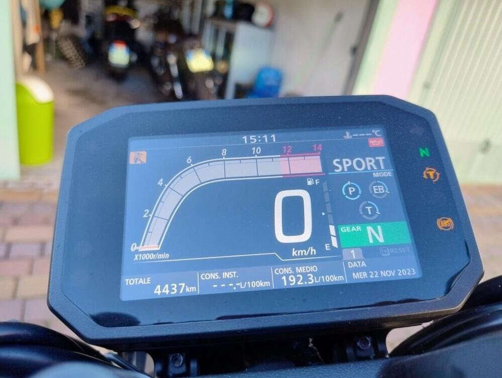 Honda CB 1000 R (2021 - 24) (5)