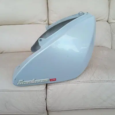 Scocca sella Aprilia Scarabeo 125/150