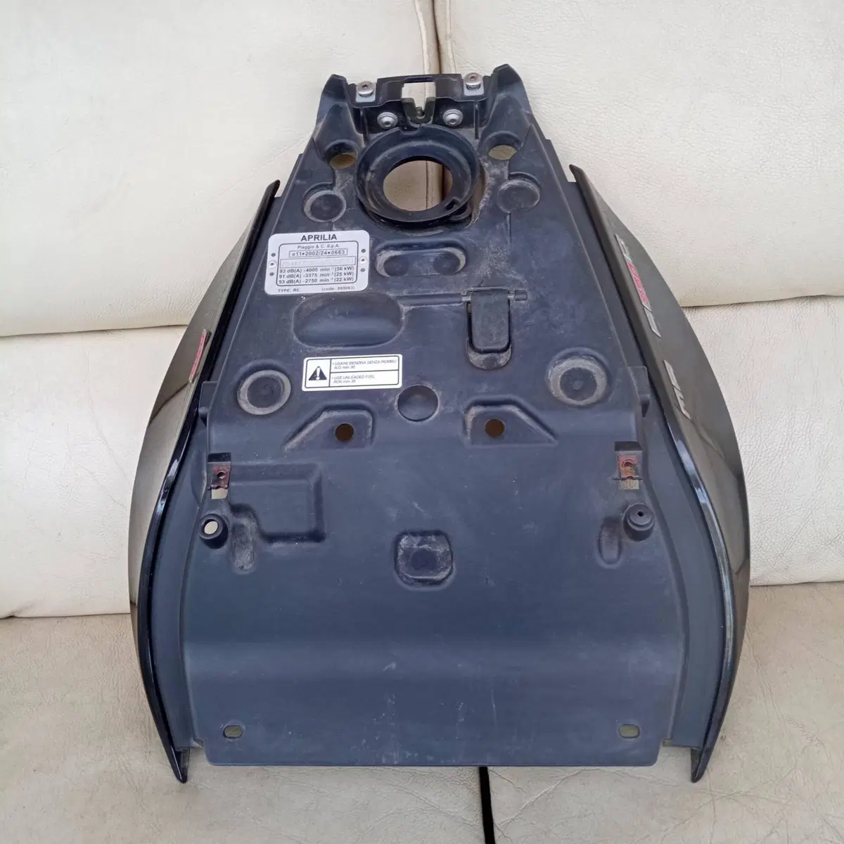 Cover carena serbatoio benzina Aprilia Mana 850