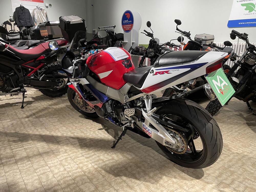 Honda CBR 900 RR Fireblade (2000 - 01) (5)