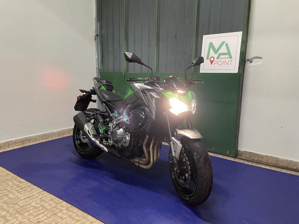 Kawasaki Z 900 (2019) (2)