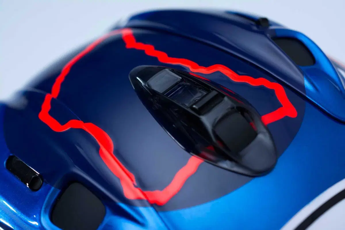 Arai RX-7V Evo Isle Of Man TT, ecco la versione 2024! (3)