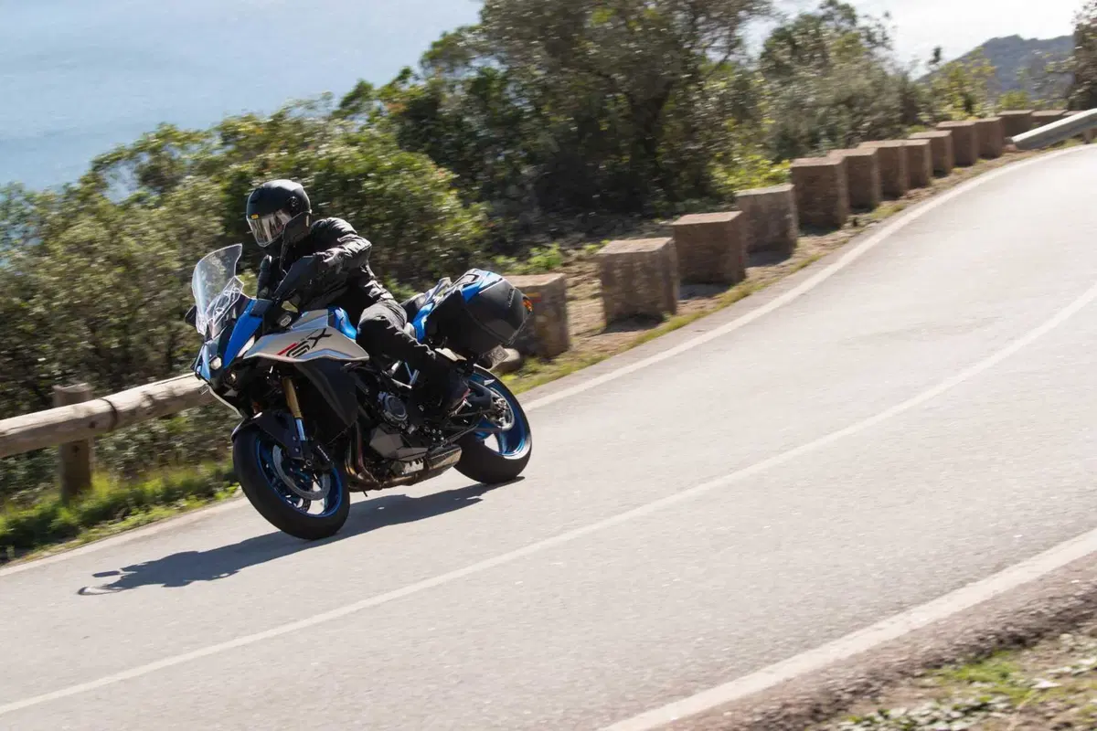 Suzuki GSX-S1000GX (6)