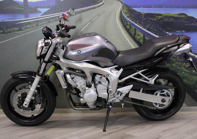 Yamaha FZ6 (2004 - 07), prezzo e scheda tecnica 