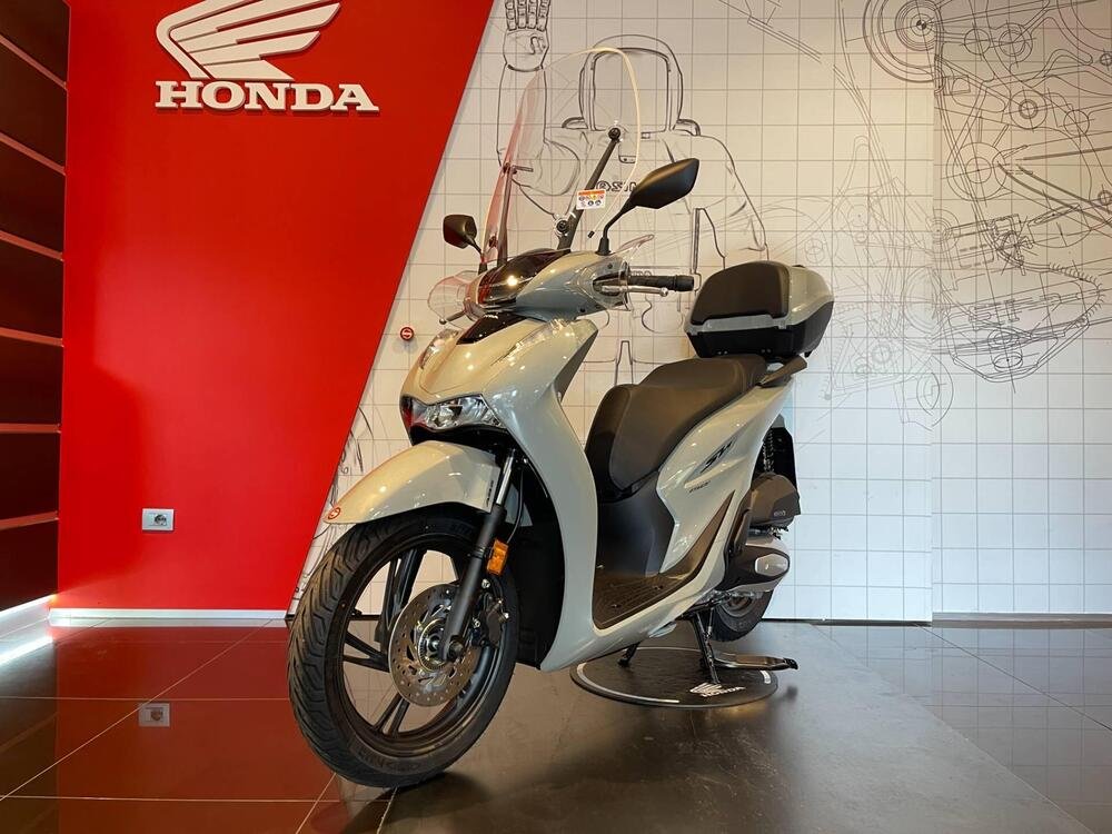 Honda SH 125i (2020 - 24) (4)