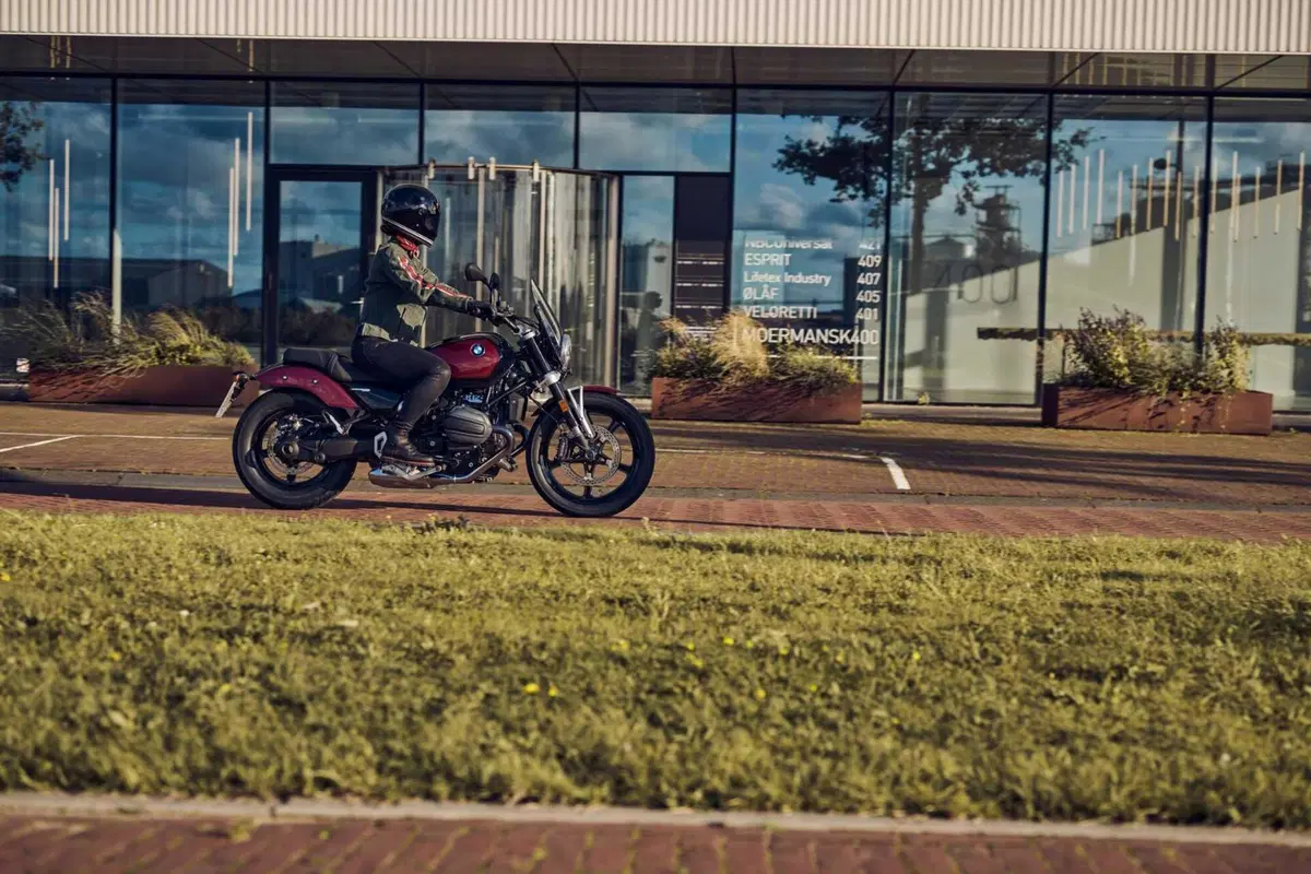 BMW svela le nuove R 12 ed R 12 nineT. Qui tutti i dettagli e la gallery (10)