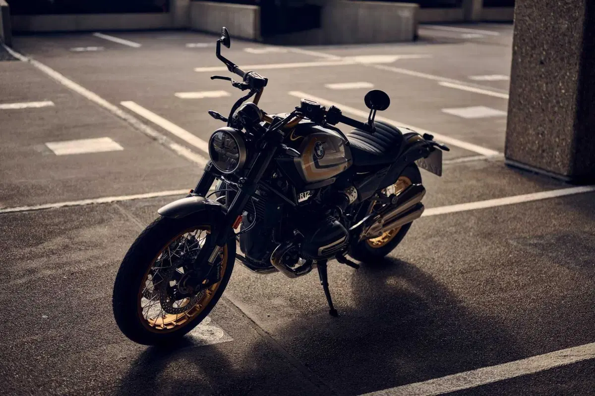 BMW svela le nuove R 12 ed R 12 nineT. Qui tutti i dettagli e la gallery (22)