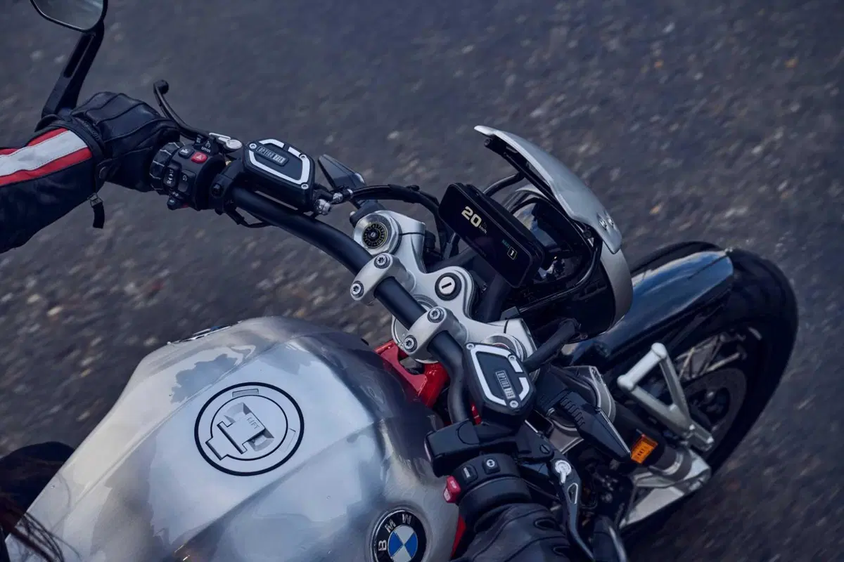 BMW svela le nuove R 12 ed R 12 nineT. Qui tutti i dettagli e la gallery (42)